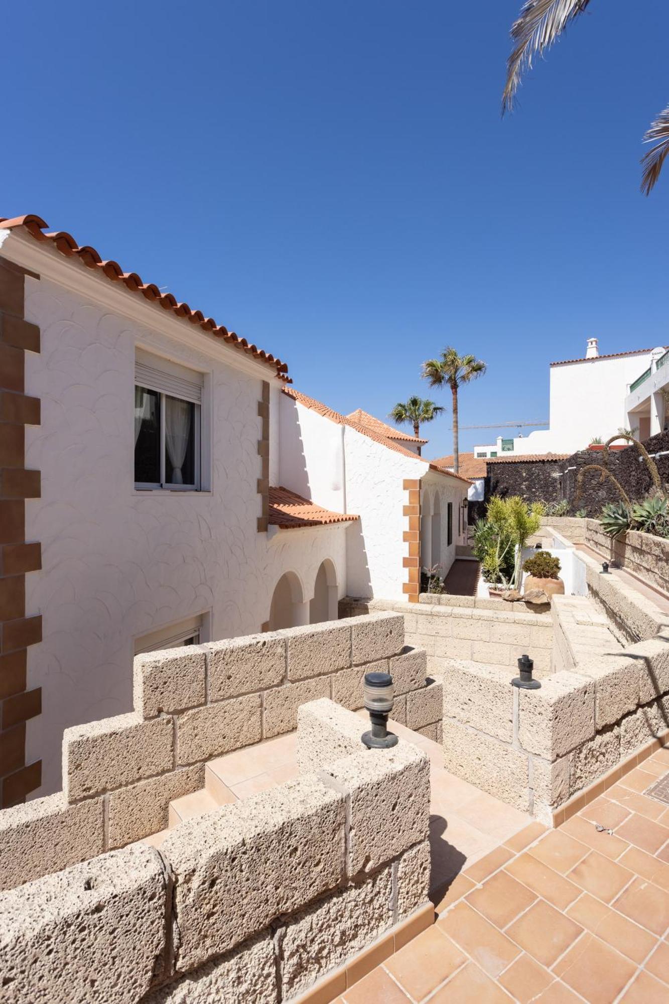 Casa Naranja - Heated Pool - Bbq - Terrace - Free Wifi - Child & Pet-Friendly - 3 Bedrooms - 6 People Poris de Abona Εξωτερικό φωτογραφία